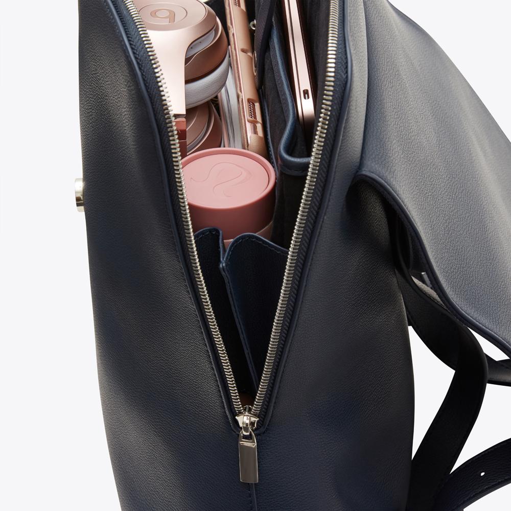 Dahlia - Minimalist women’s backpack