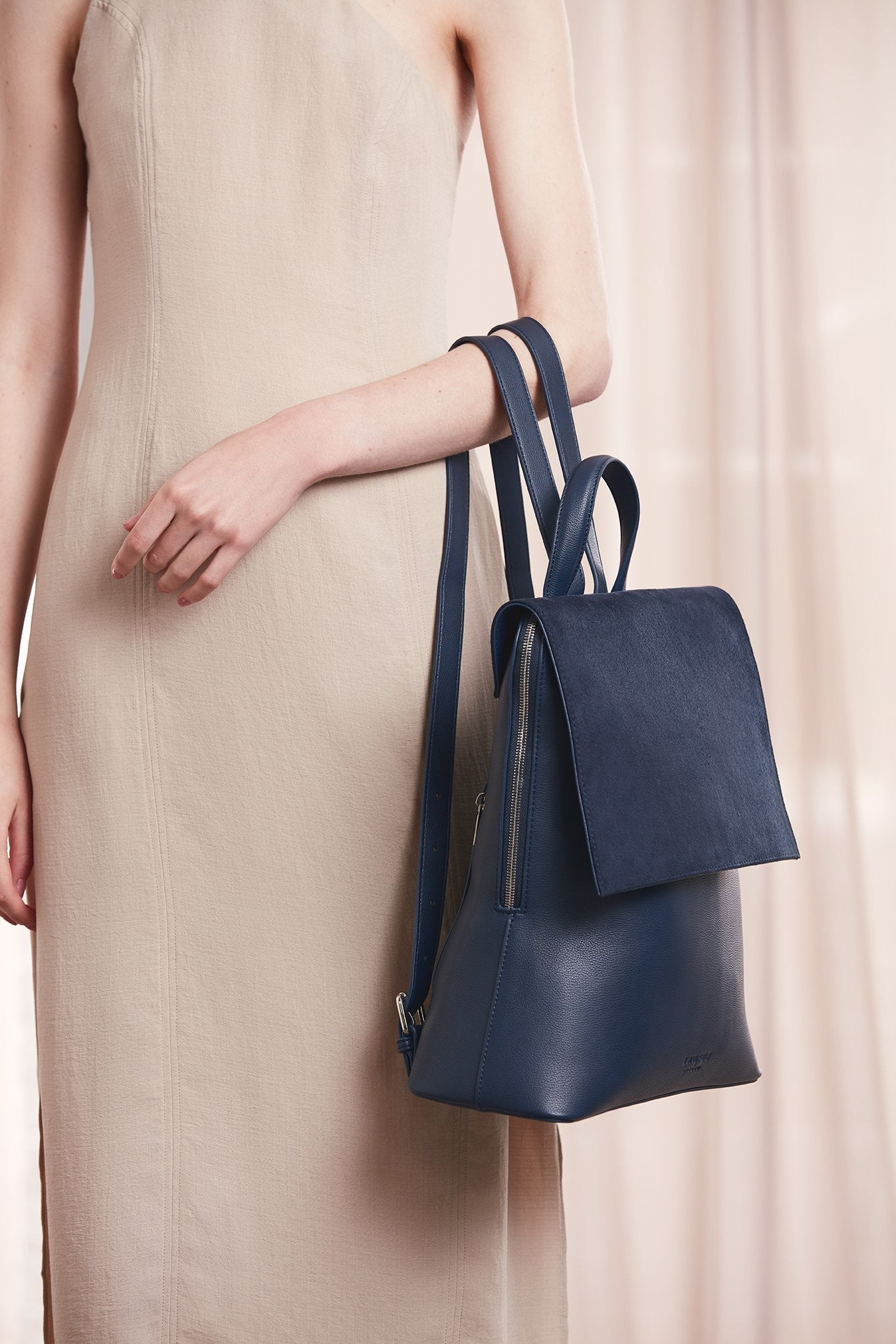 Dahlia - Minimalist women’s backpack